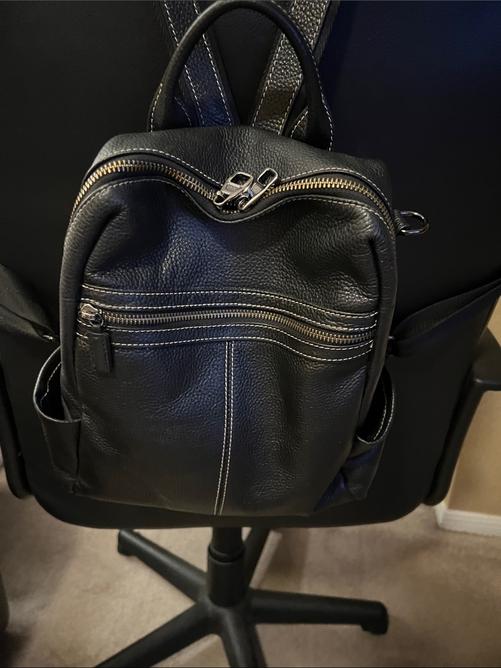 Black Leather Backpack Purse with Multiple Pockets- 12”H, 9”W, EUC *like new*